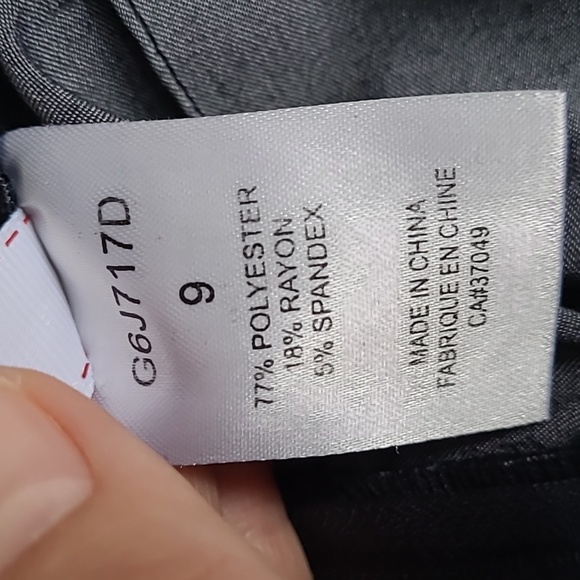 straight skirt - Picture 6 of 6